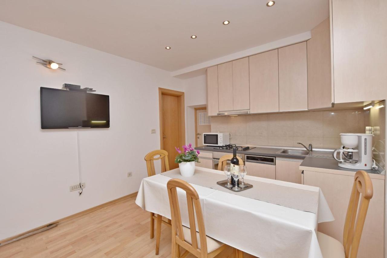 Apartment Mate Omis Luaran gambar
